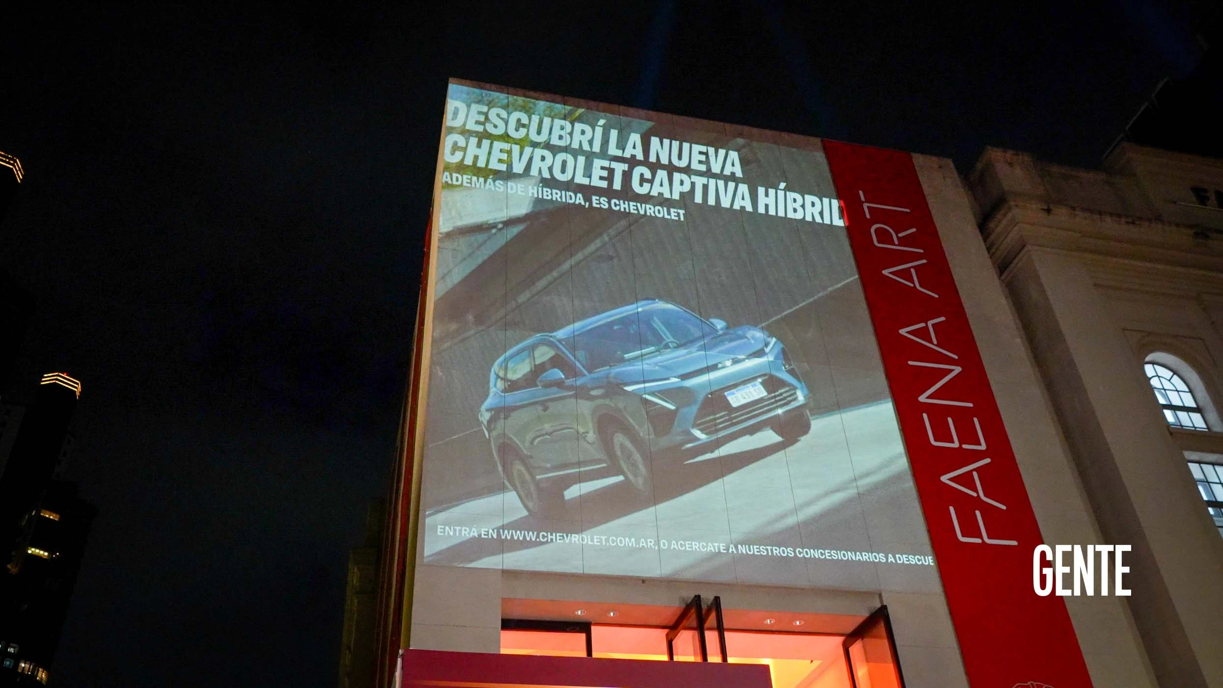 Chevrolet acompañó con su nuevo lanzamiento Captiva.