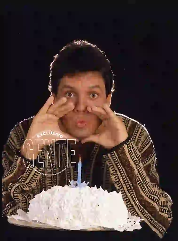 El Rey de la Noche con Ritmo... y Showmatch en la tapa de GENTE: cumplía 34 años.