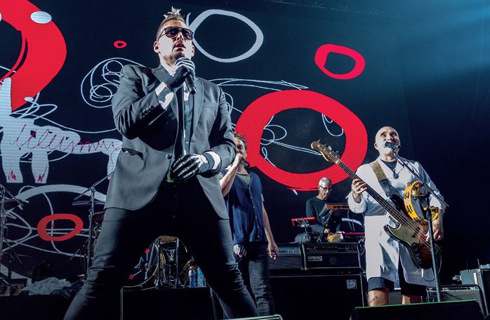 El Tirri volvió a cantar con los Cadillacs