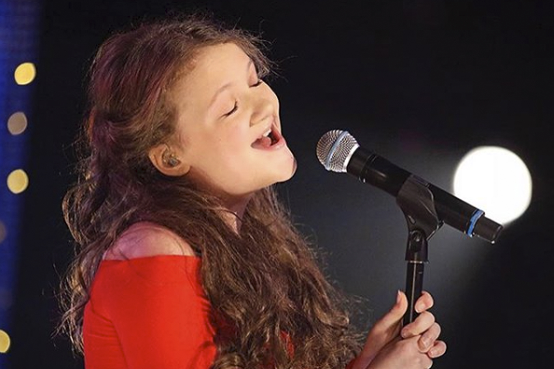 conoc-a-beata-ernman-la-hermana-cantante-de-greta-thunberg-gente-online