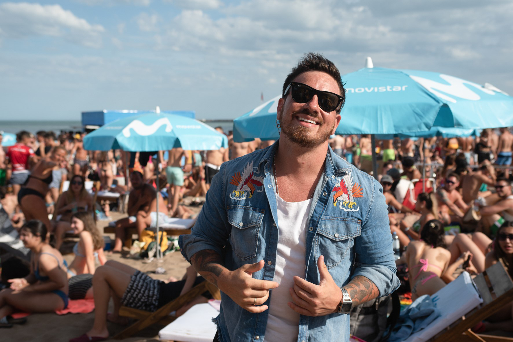 Fede Bal en Playa Movistar, el parador preferido de los fanáticos de la música.