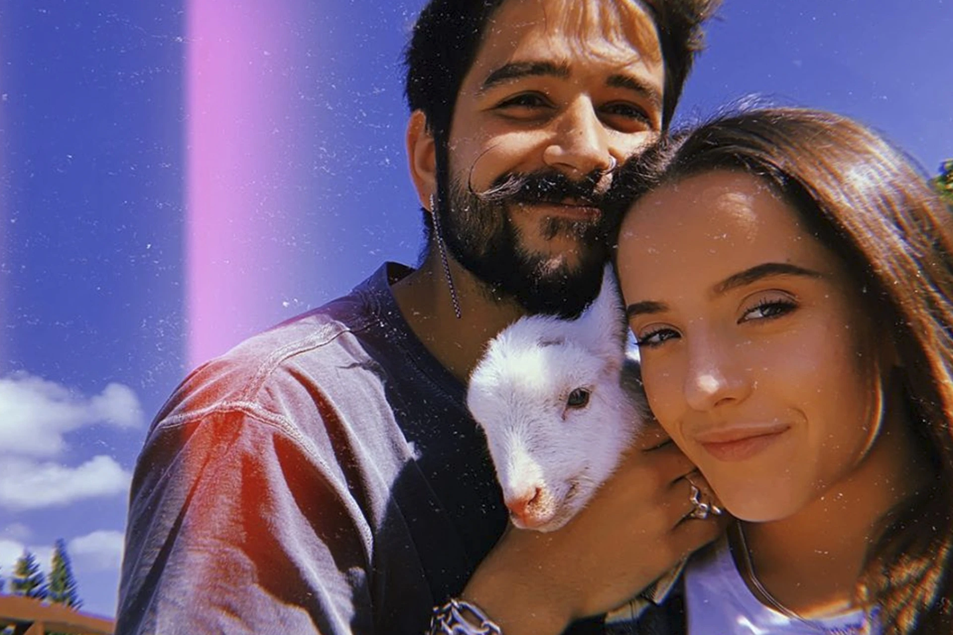 Camilo y Evaluna se declaran su amor en redes sociales.