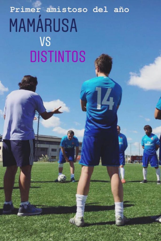 Roberto García Moritán con su equipo, Mamá Rusa