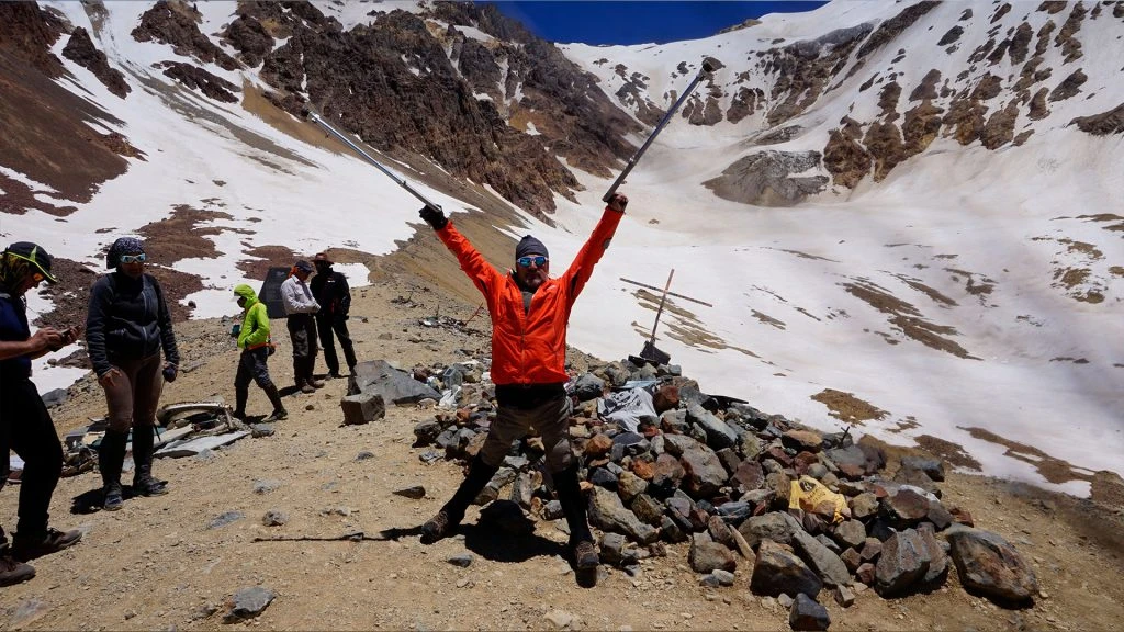 Jean Maggi en el Valle de las lágrimas. Quiso ir porque siempre admiró a los supervivientes de la tragedia de los andes. A la vuelta, logró conocer a Gustavo Zerbino. 