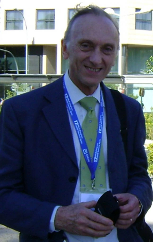 El doctor Cuttica es reumatólogo pediátrico y desde hace años estudia la enfermedad de Kawasaki que afecta principalmente a niños menores de tres años, aunque su icidencia es muy baja y por ello es considerada una enfermedad rara.