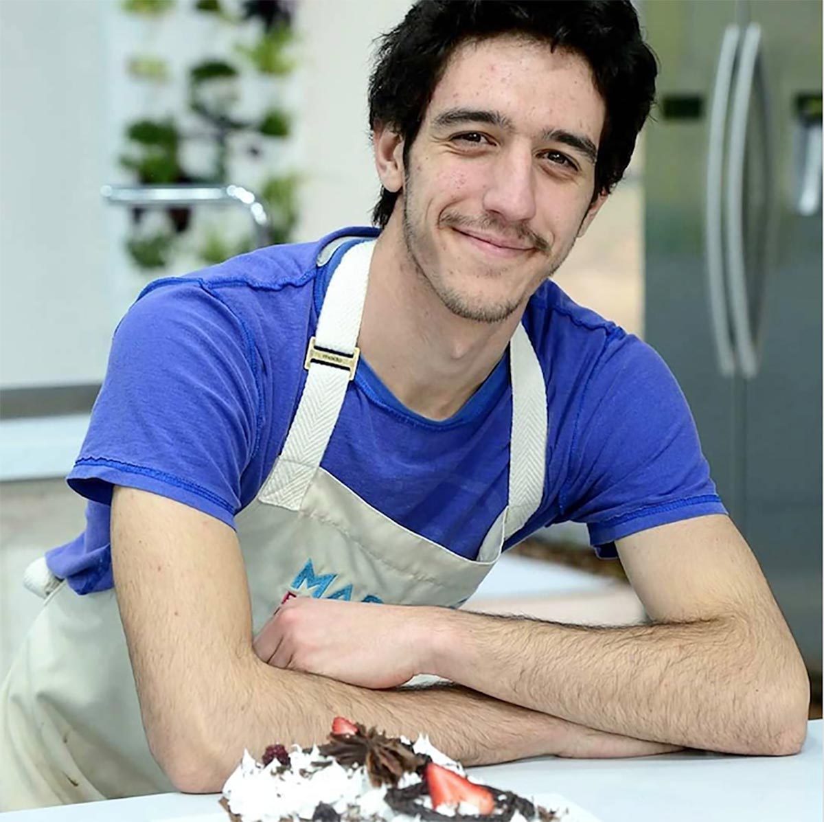 Marcos Perrén revela los secretos del detrás de escena de "Bake off": "Las tortas de las pruebas técnicas las hace..."