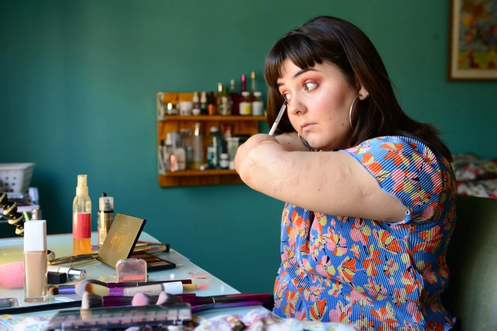 Lo que más le gusta es sumar mucho color a sus ojos. 