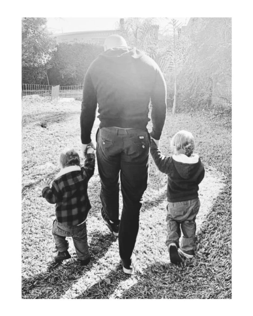 Con esta imagen Germán Martitegui celebró el día del padre. "Verificado Para toda la vida. Feliz día a todos los papás!! En especial al mío"