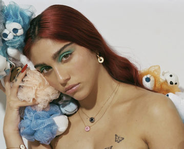 Lourdes León, la hija de Madonna, es la protagonista de la excéntrica campaña de Marc Jacobs