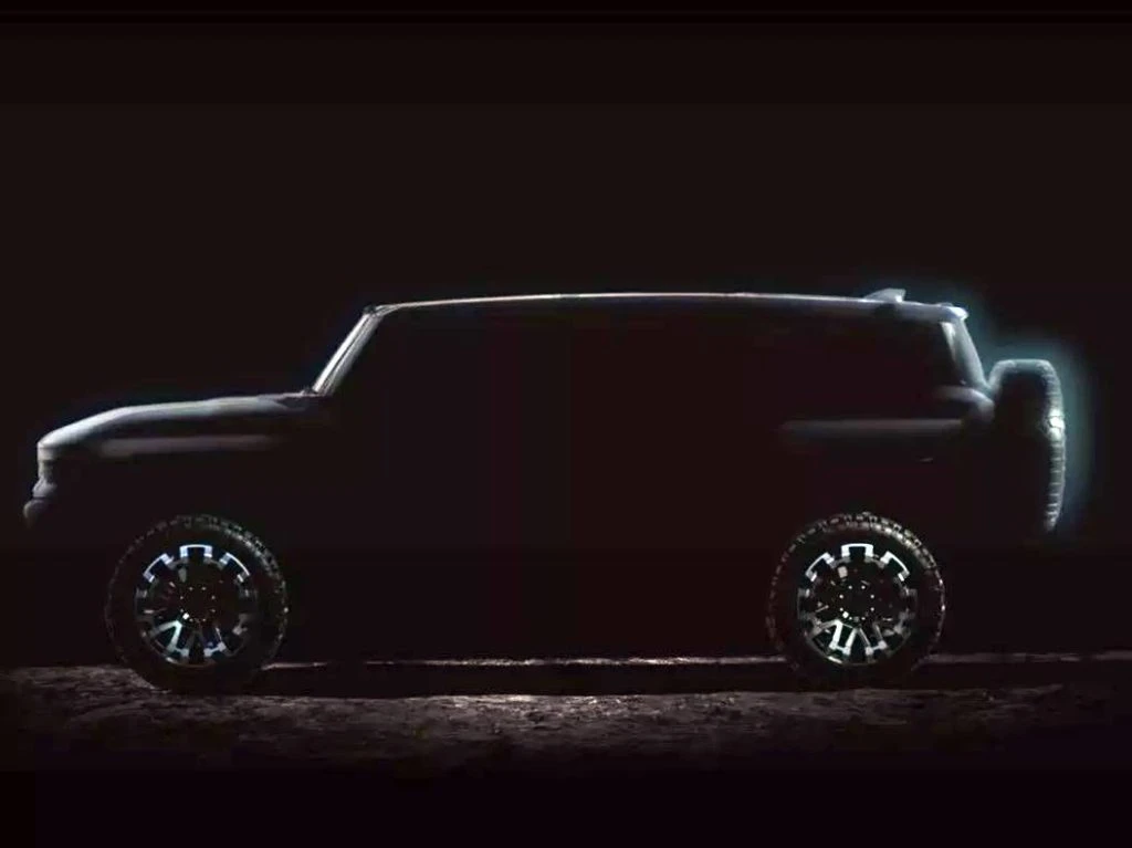 Hummer EV SUV