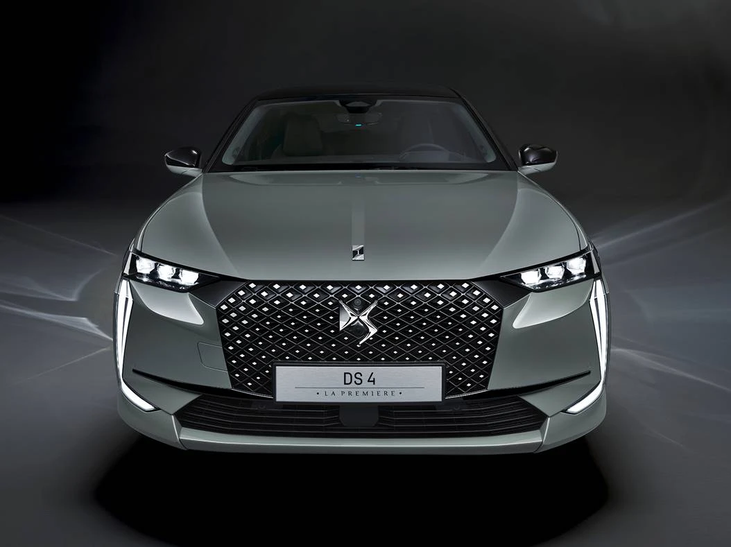 DS 4 La Première