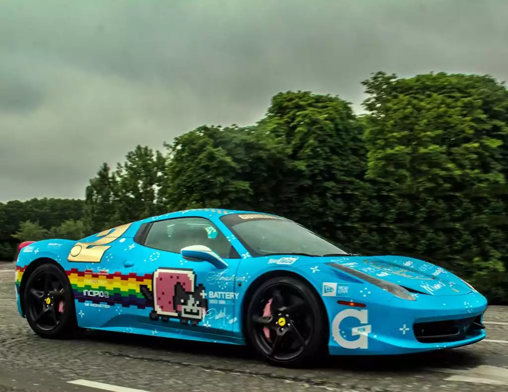 Purrari