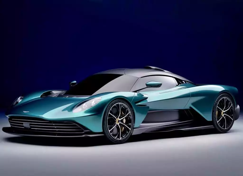 Aston Martin Valhalla