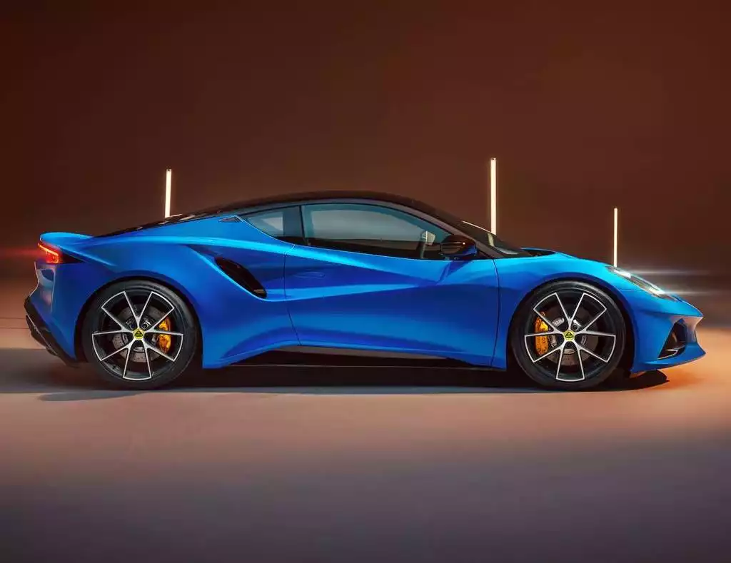 Lotus Emira