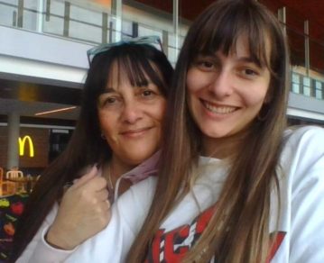 Varadas en Miami: viajó con su mamá, sufrió un accidente que casi le cuesta la vida y ahora no pueden regresar al país