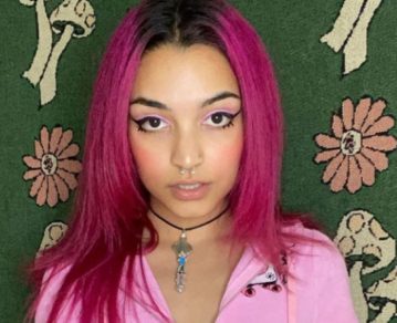 La historia de Ámbar Lucid, la cantante latina que saltó a la fama en 'Élite 4'