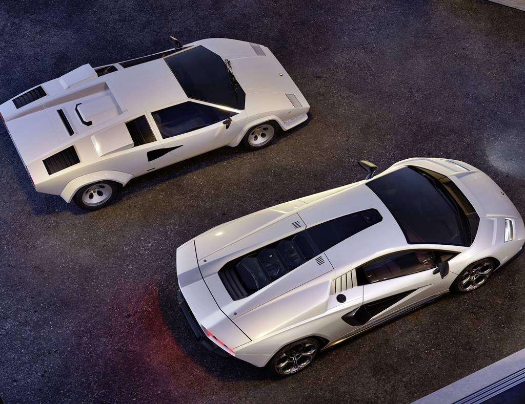 Lamborghini Countach LPI 800-4