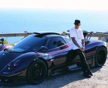 Lewis Hamilton Pagani
