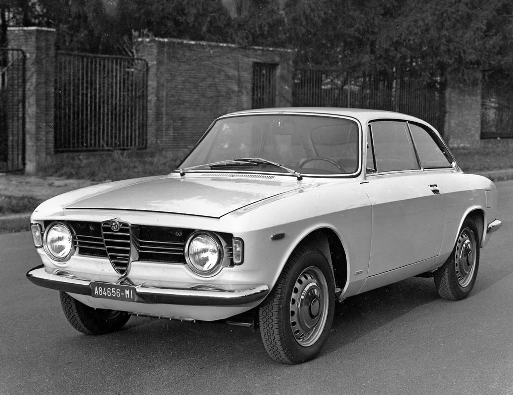 Alfa Romeo Giulia GT