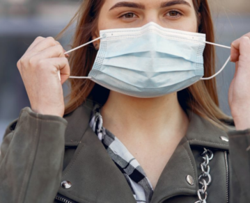 COVID: a partir de hoy deja de ser obligatorio el uso de barbijos en la vía pública