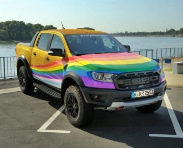 Ford Very Gay Raptor