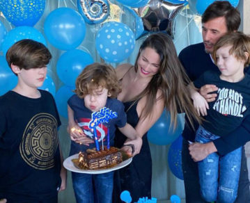 Los singulares hashtags con los que Pampita nombra en las redes a sus hijos con Benjamín Vicuña