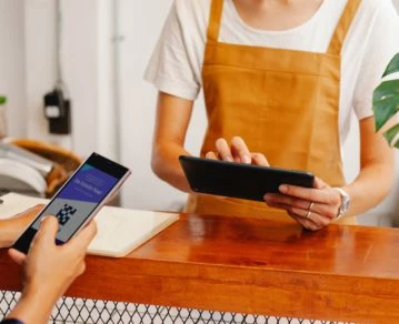 Fiserv, negocio, economía