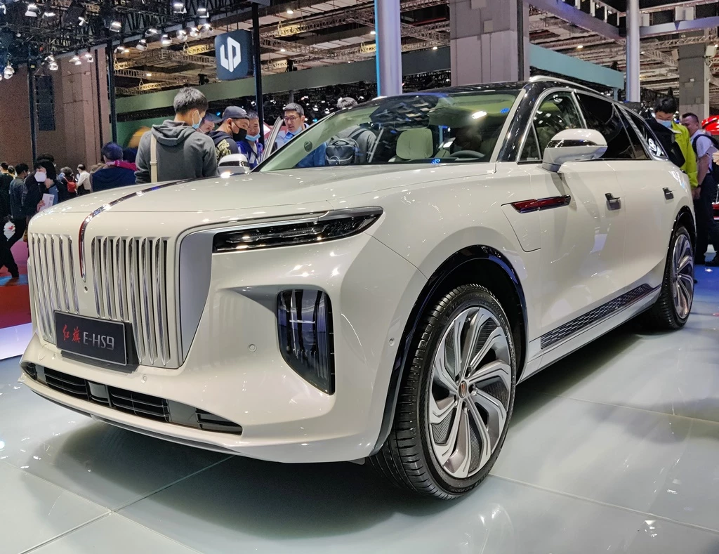 Hongqi E-HS9