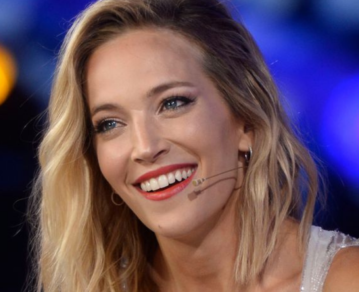 Luisana Lopilato y el tierno video navideño con sus hijos