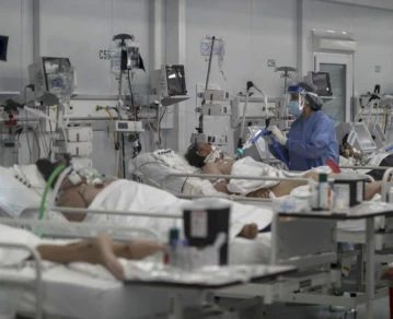 Ómicron, nuevos datos revelan baja tasa de hospitalización