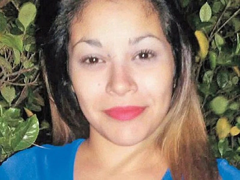 Paula Martinez se suicido