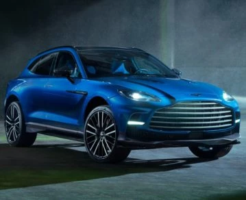 Aston Martin DBX707