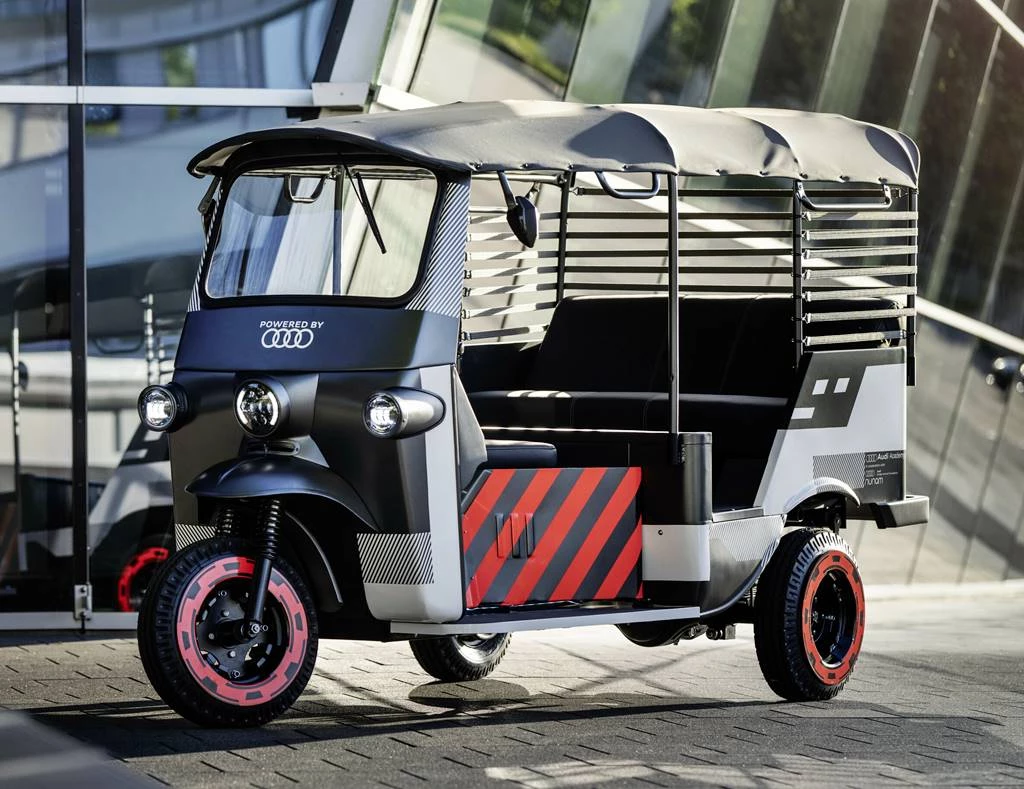 Triciclo Audi eléctrico