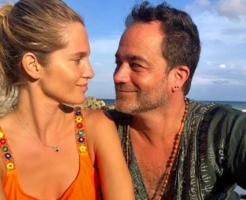 Liz Solari compartió una foto con Gastón Pauls en Roma y parecen estar muy enamorados