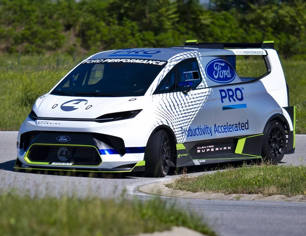 Ford Pro Electric SuperVan
