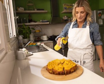 Pepas de ciruela, budín de banana y pastel de naranjas: 3 recetas dulces de Pamela Villar