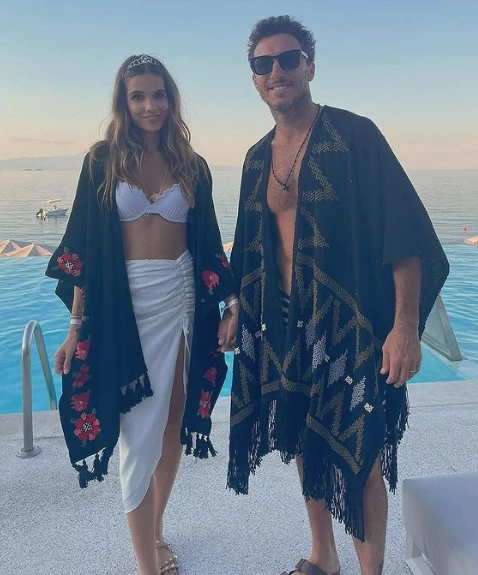 pico monaco y diana arnopoulos en su casamiento