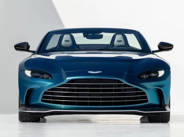 Aston Martin V12 Vantage