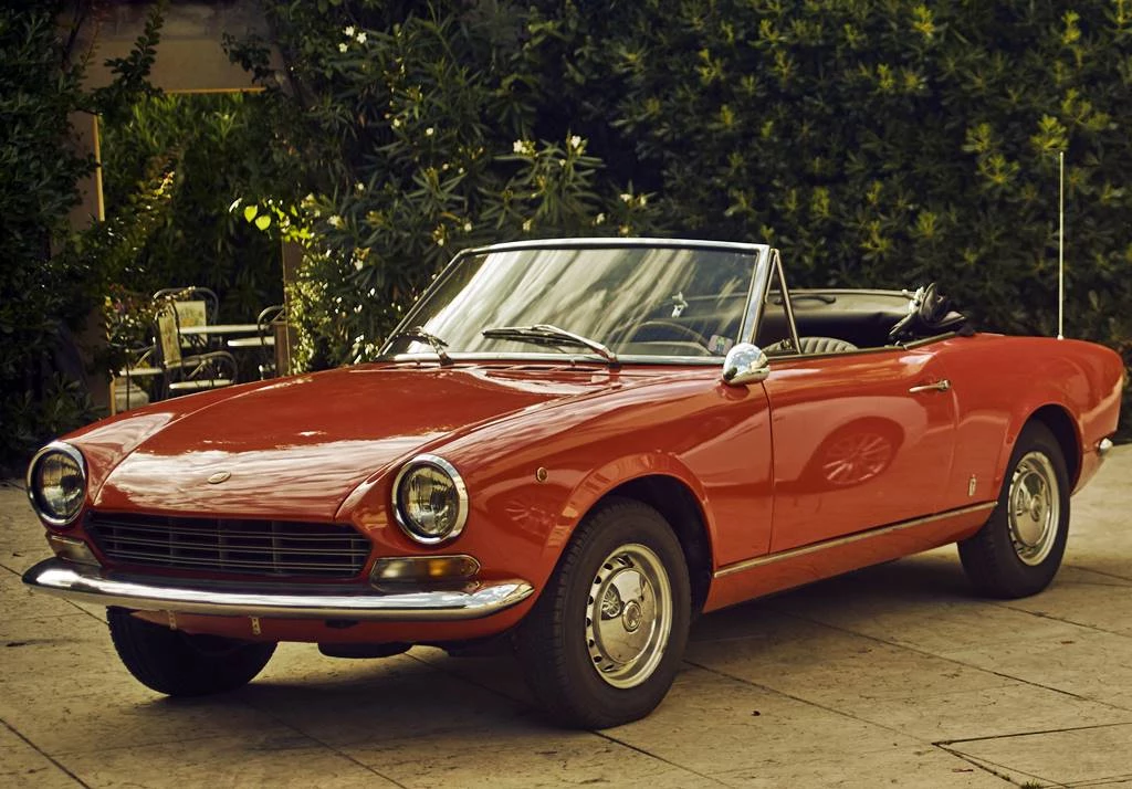 Fiat 124 Spider