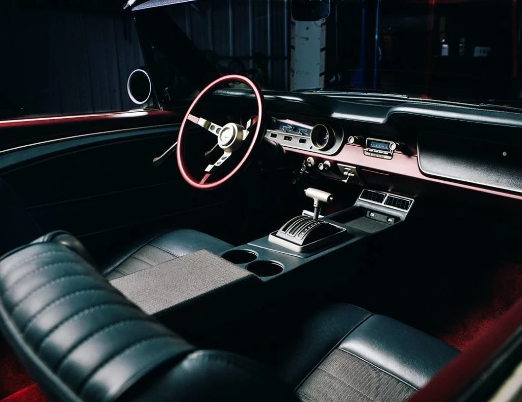 Ringbrothers Mustang