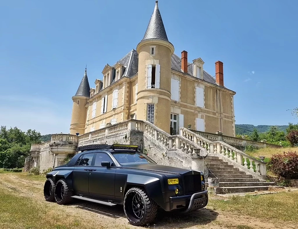 Rolls-Royce Phantom 6x6