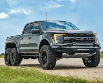 Hennessey VelociRaptor 6x6