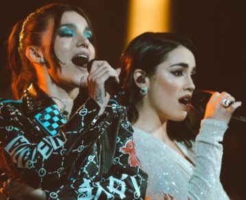 Ángela Navarro reveló qué le dijo Lali al oído en la final de La Voz Argentina