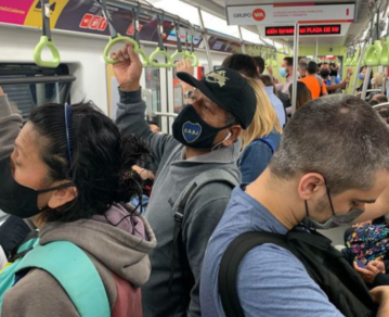 Fin del barbijo: el Gobierno dispuso que ya no es obligatorio su uso en espacios cerrados y transporte público