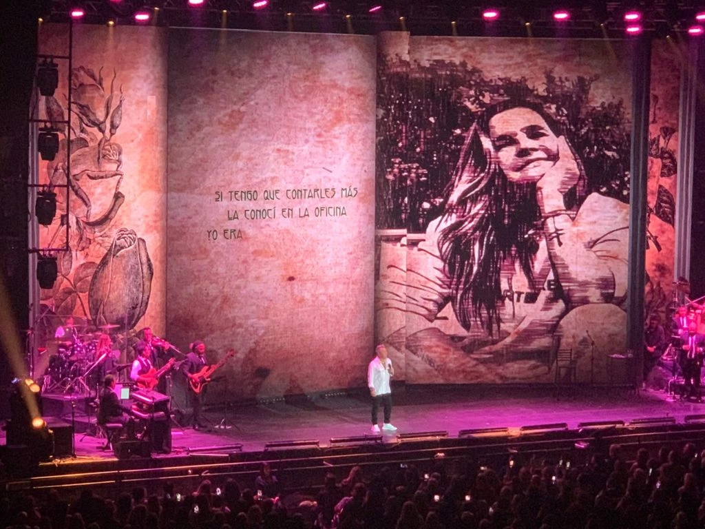 Un momento especial de Ricardo Montaner con su dedicatoria a Marlene, su esposa.