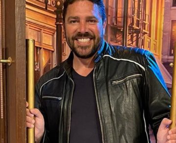 La curiosa revelación de Matías Alé: asegura que, después de haber sufrido un brote psicótico, la gente le regala agua bendita en la calle