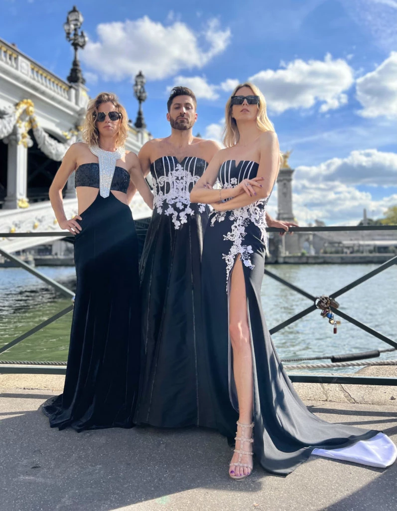 Claudio Cosano presentó su colección en París. 