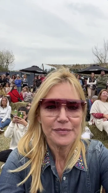 Valeria Mazza mostró minuto a minuto el recital de su hija. 