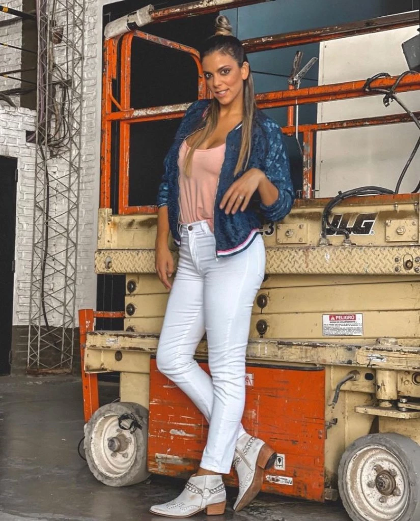 Belu Lucius se operó la papada y lo contó en las redes