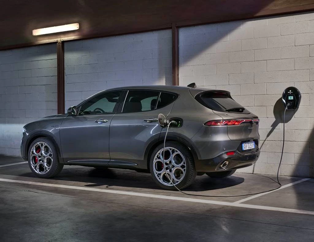 Alfa Romeo Tonale Plug-In Hybrid Q4